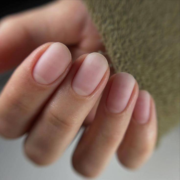 Can you be allergic to gel polish? Signs and what to do